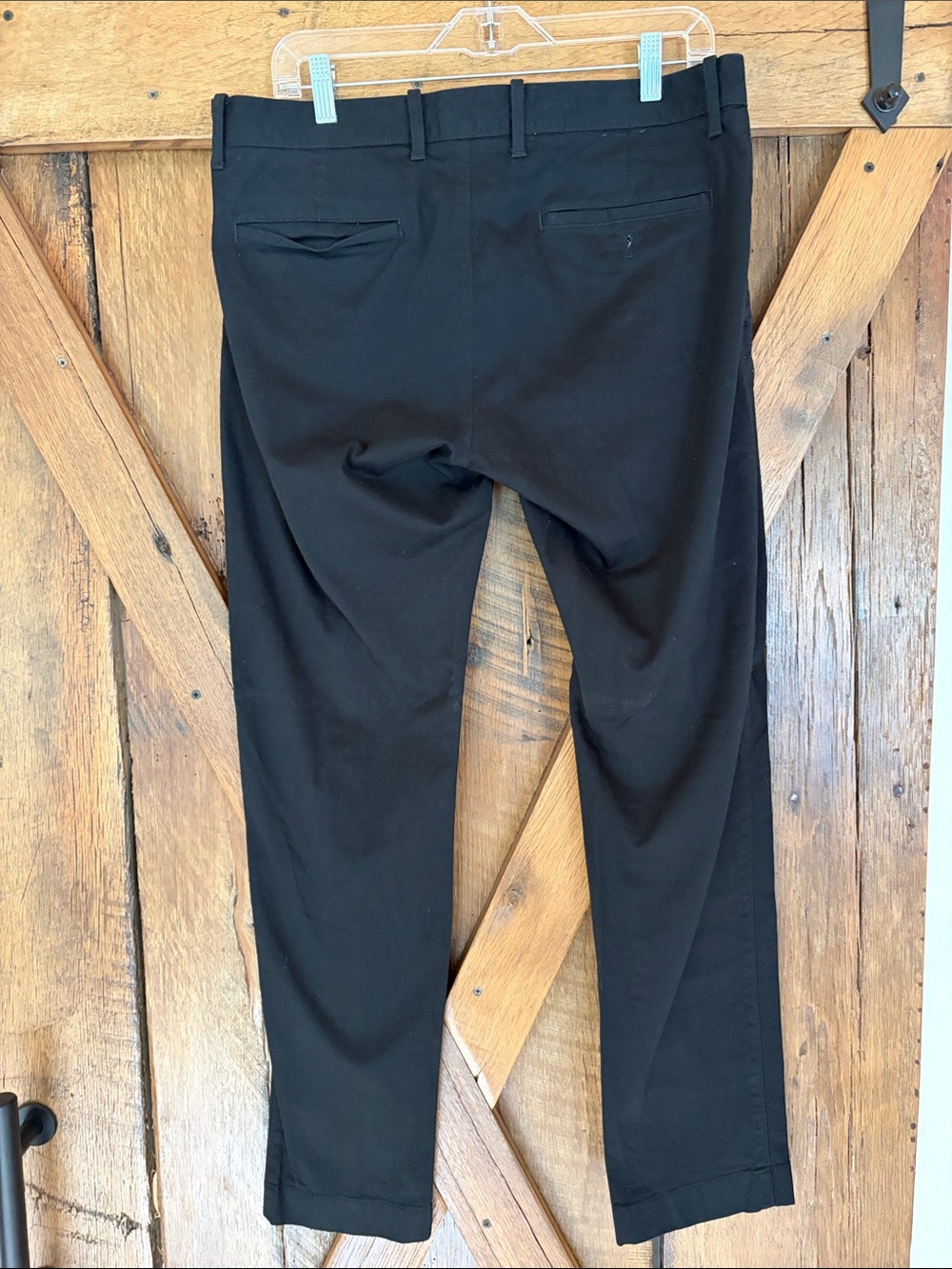 J. Crew Men’s FLEX Slim Fit (W33,L32) Chino Pants in Black - Picture 4 of 7